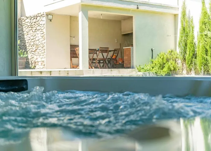 Casa Do Cabo - Jacuzzi And Pool Понте-де-Лима